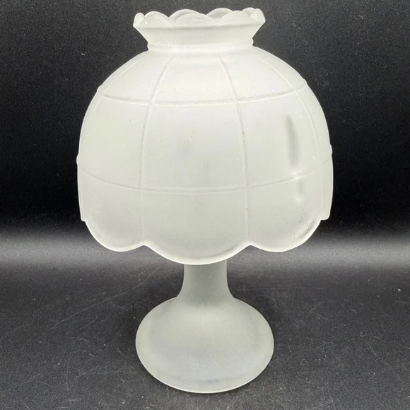 Vintage Satin Frosted Glass Pedestal Fairy Lamp Fairy Light Candle Holder Decor - Picture 10 of 10